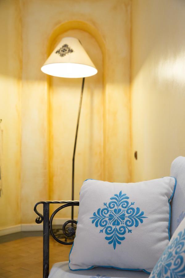 Poseidonia Hotel 4*